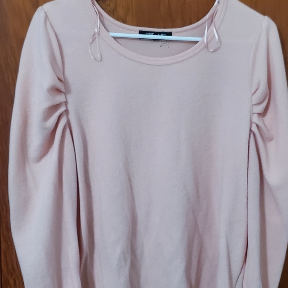 Top - Picture 6 of 6